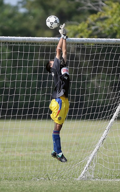 补门将打中 补门将打中